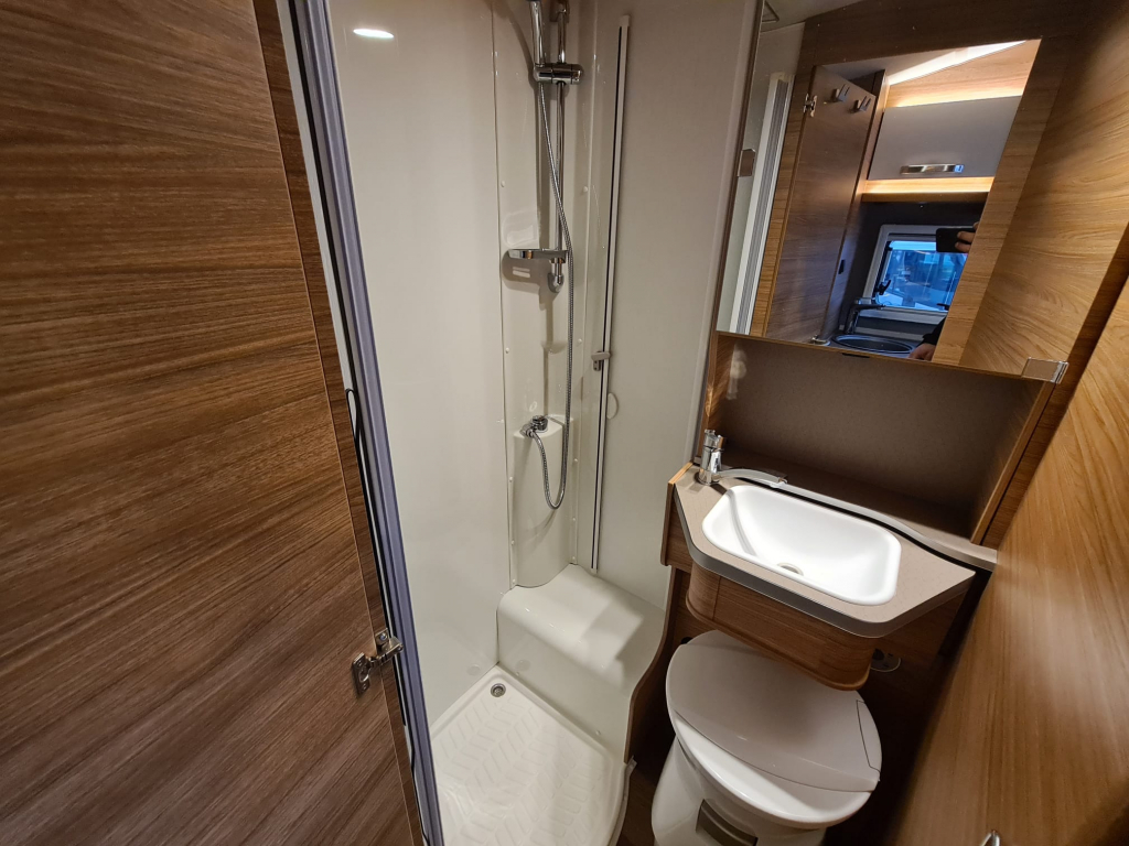 Weinsberg Cara compact suite MB640 foto: 14