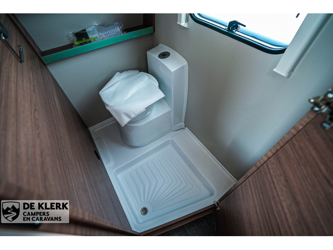 Knaus SPORT 450 FU E- POWER Christmas Special foto: 6