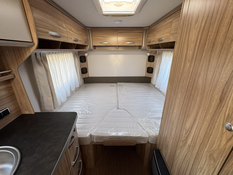 Eriba Nova Light 442  foto: 9