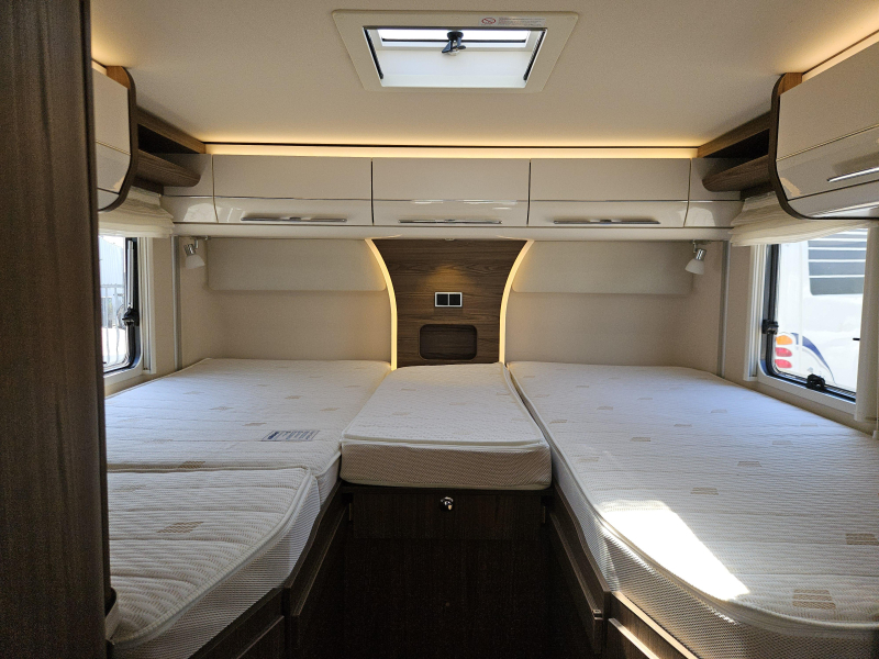 Hymer B674 SL foto: 13