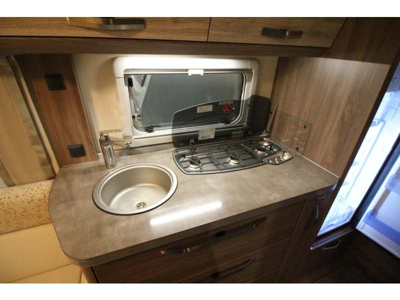 Tabbert Rossini 490 TD Airco, Thule 6300, Mover  foto: 13
