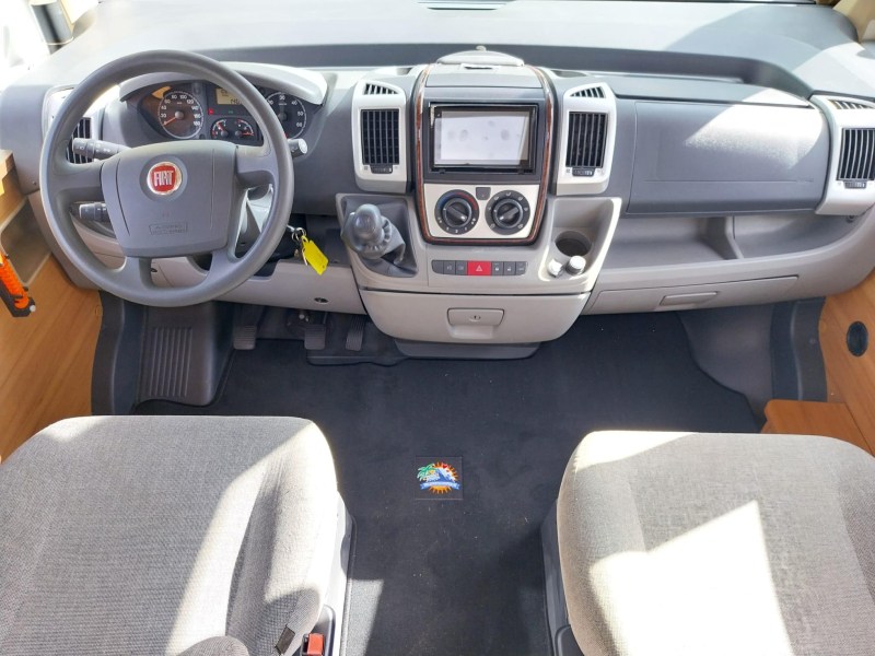 Knaus Sportliner 650 MG met solair en maxxfan  foto: 13