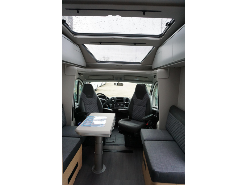 Adria Coral Plus 670 DL  foto: 5