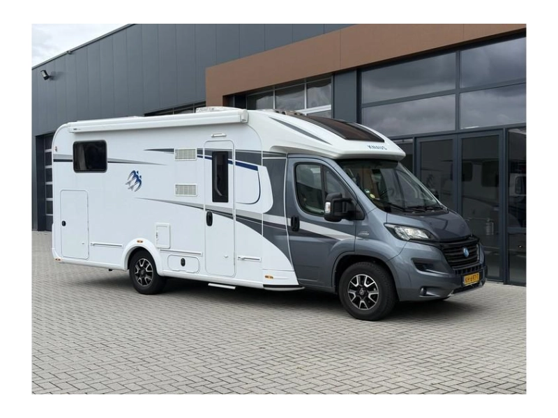 Knaus Sun Ti 700 Enkele bedden, zonn, oven  foto: 7