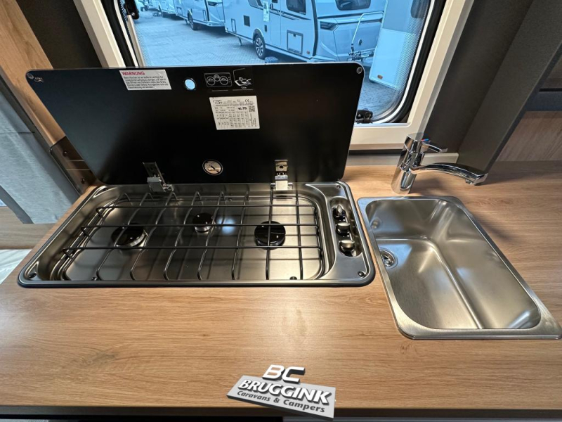 Knaus Sport 420 QD Querbetten 210 CM LANG! Foto: 8