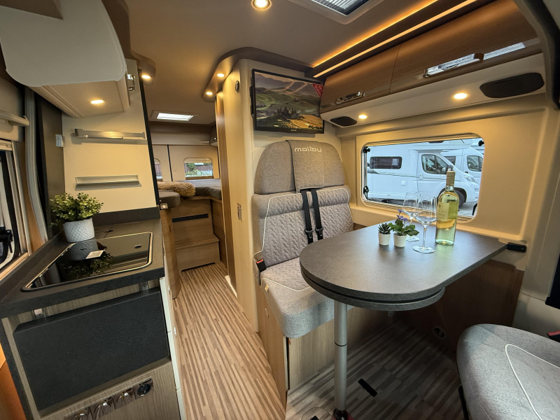 Malibu Van 640 LE New model! Automatic! photo: 14