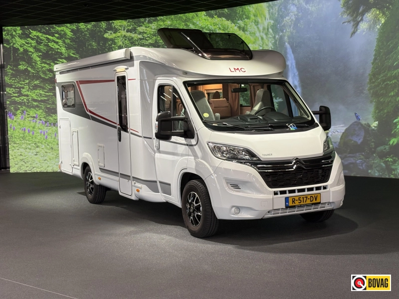 LMC Tourer 660 lengte bedden - weinig km