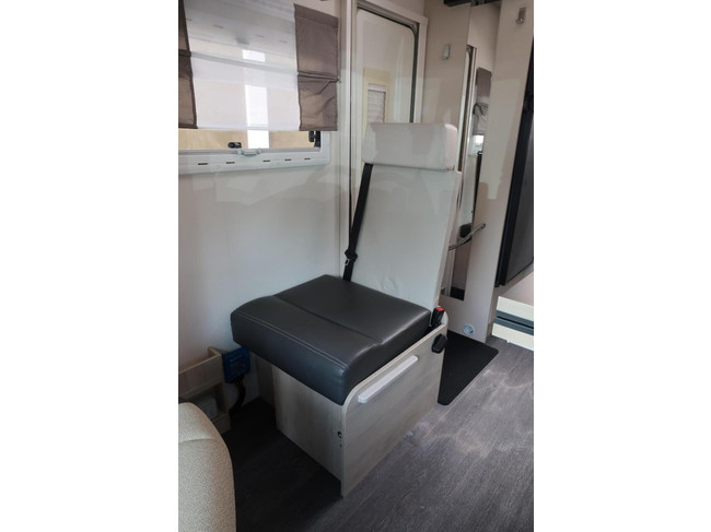 Chausson 757 SPECIAL EDITION | KEURIGE STAAT | 2X ZONNEPANEEL | 150PK | luchtvering foto: 16