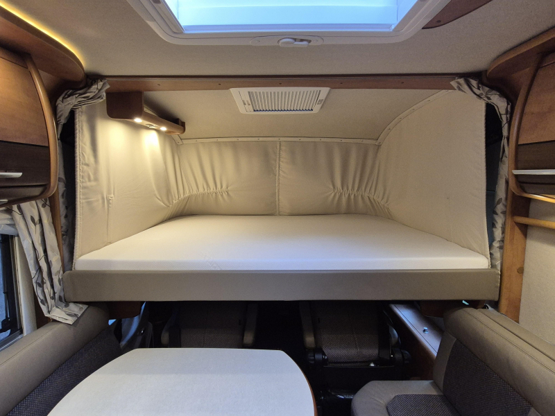 Carthago Chic C-Line 49 I Aut 150Pk Twinbed 2016  foto: 14