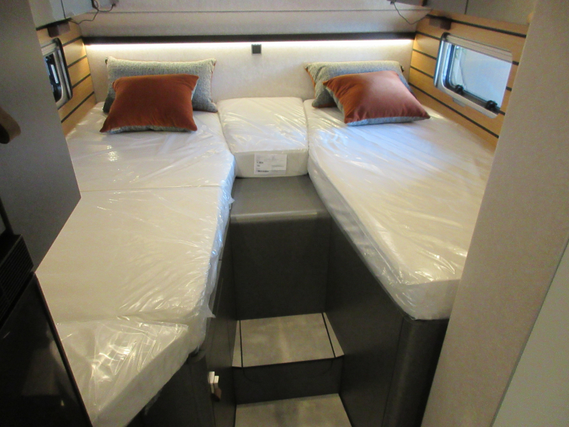 Hymer ML-T 580 4X4 Cross Trail + cama XXL foto: 3