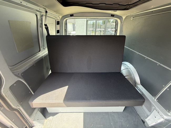 Volkswagen transporter buscamper TDI 131 pk org nl auto nap logisch airco cruise ctr hefdak 2 slaapplaatsen trekhaak foto: 14