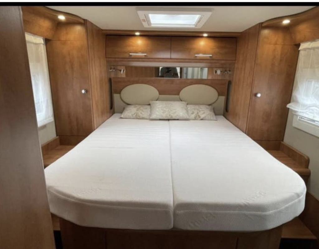Carthago Chic C-Line i50 QUEENSBED HEFBED foto: 86