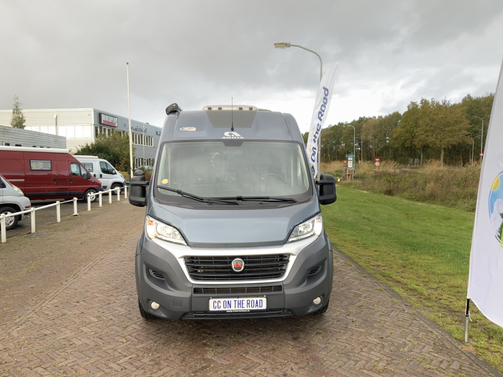 Adria Twin 640, 2.3 MultiJ. 150 PK, Buscamper, AUTOMAAT, M Camper Centrum On the Road aan de Noorderringweg 4 in Marum. foto: 2