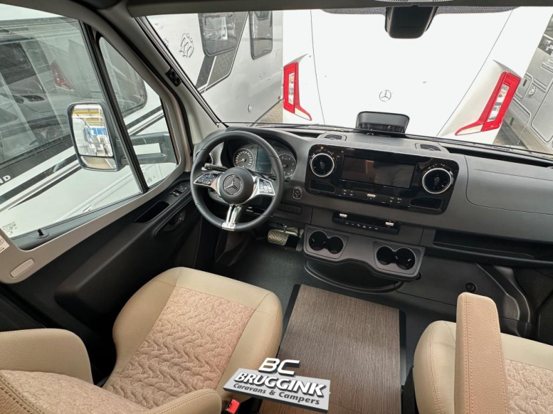 Carthago C1-Tourer T 148 KB-LE H COMFORT photo: 3