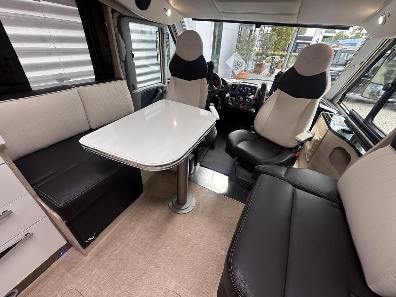 Mobilvetta K-Yacht 86 Lengtebedden Automaat TV  foto: 15