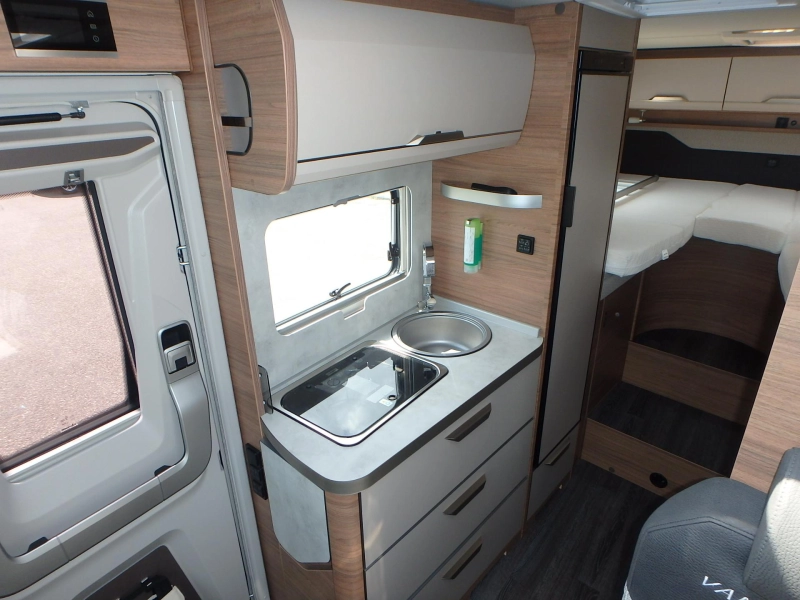 Knaus Van TI Vansation 650 MEG NIEUWSTAAT  foto: 17