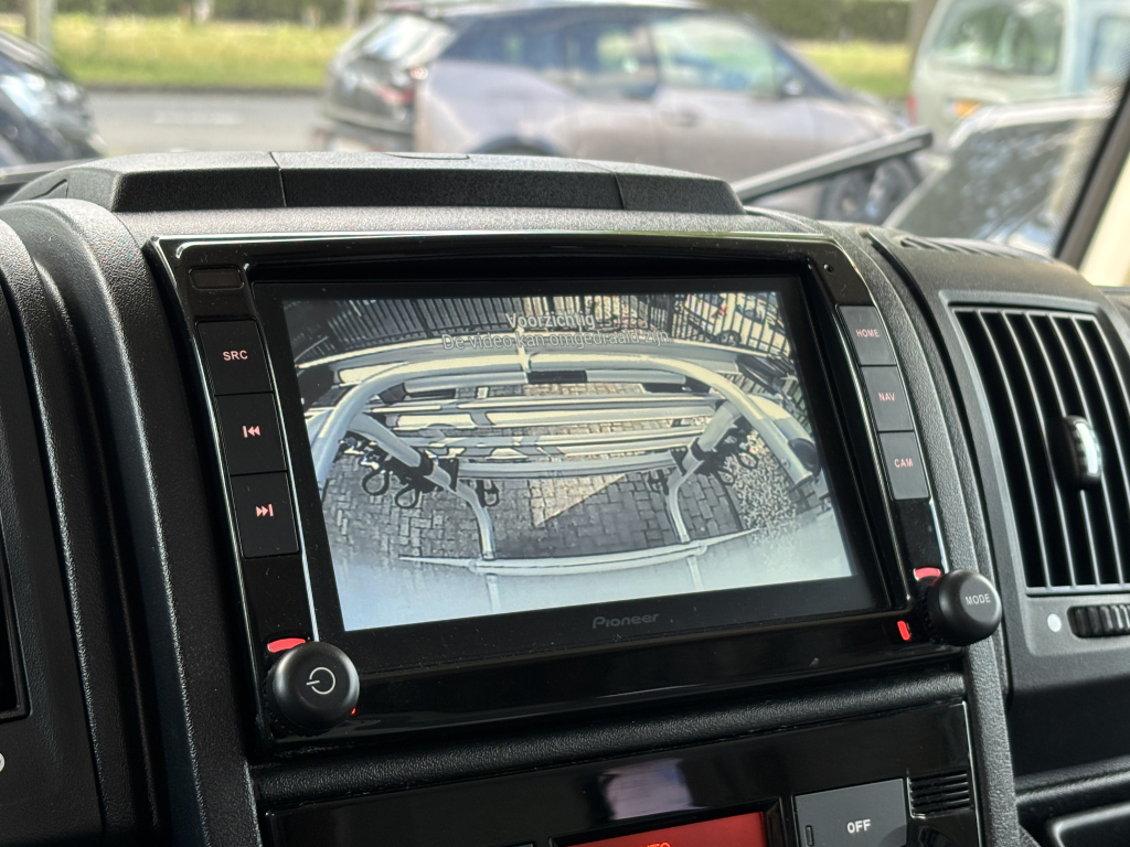 Knaus Live I 650 MEG 9TR AUTOMAAT ENKELE BEDDEN HEFBED 160PK foto: 15