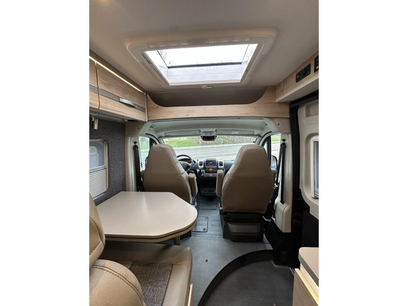 Dethleffs Globetrail 640 BTW voertuig  foto: 6