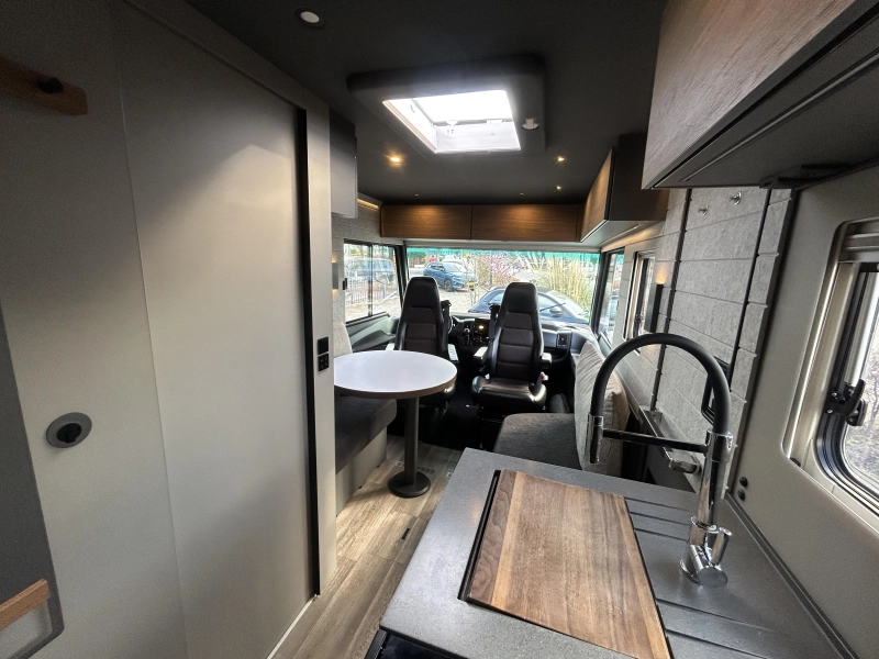 Niesmann+Bischoff Ismove 7.3 F Sehr komplette Ausf&uuml;hrung Foto: 10