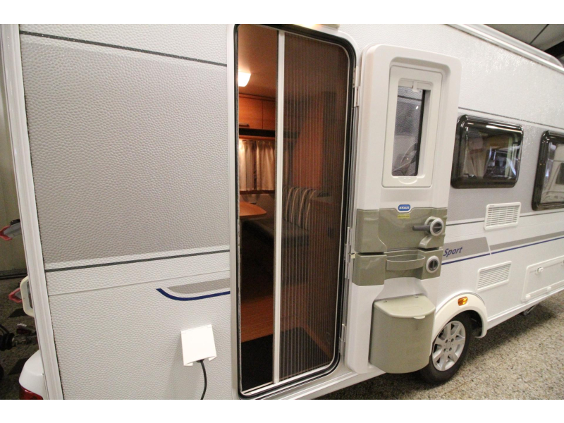 Knaus Sport Special 420 QD Awning, Bicycle rack, Alloy wheels photo: 18