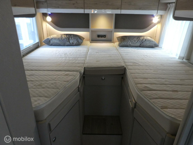 Hymer Exsis I 678 AUTOMAAT 160 PK foto: 16