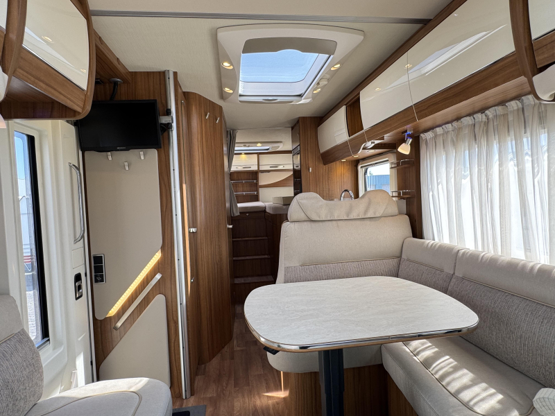 Hymer Tramp SL 588 - Automaat -  foto: 6