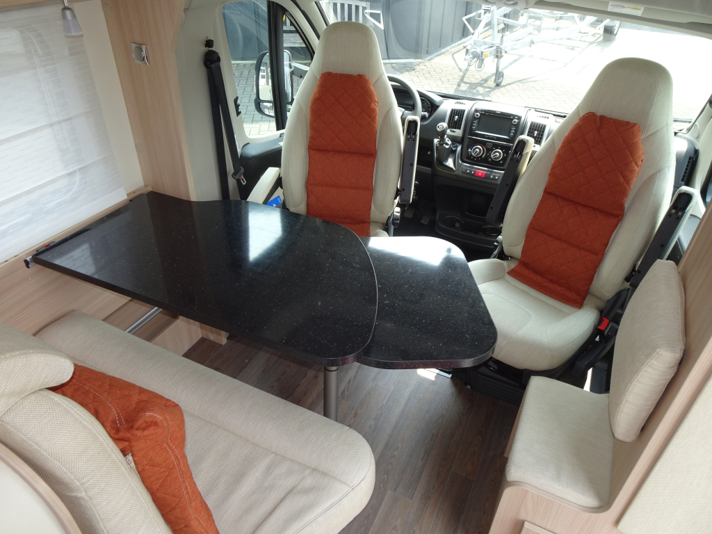 Bürstner Travelvan 690T foto: 4