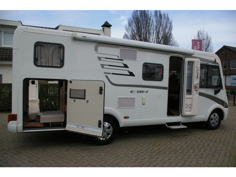 Hymer Exis-i 588 Automaat, Enkele bedden.  foto: 4