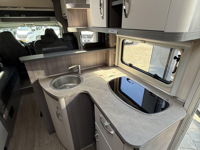Hobby Optima Ontour 65 foto: 11