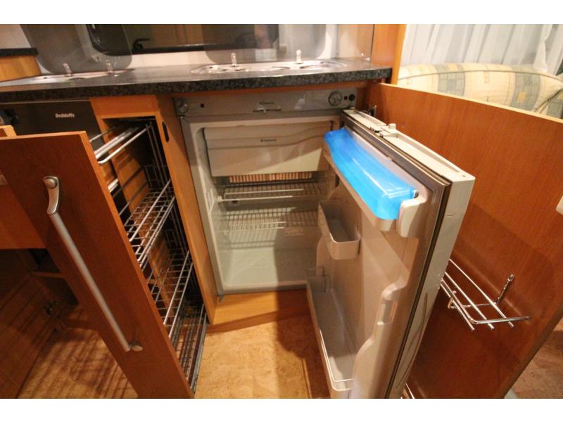 Dethleffs Beduin Emotion 515 DB Mover, Fietsenrek, Luifel  foto: 12