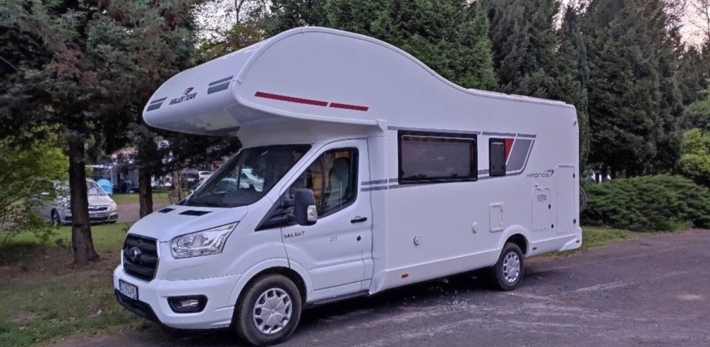 Ford  Ford Transit EcoBlue 2.0 TDCi foto: 12