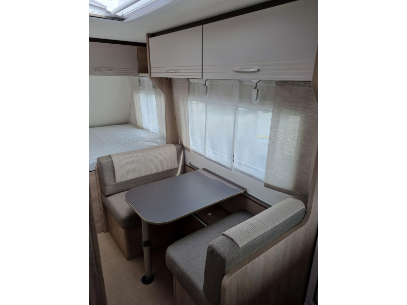 Bürstner Premio Life 425 TS € 1.250,= Acc. voordeel!  foto: 4