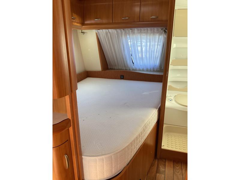 Hobby Excellent 495 UFE mover/ isabella voortent