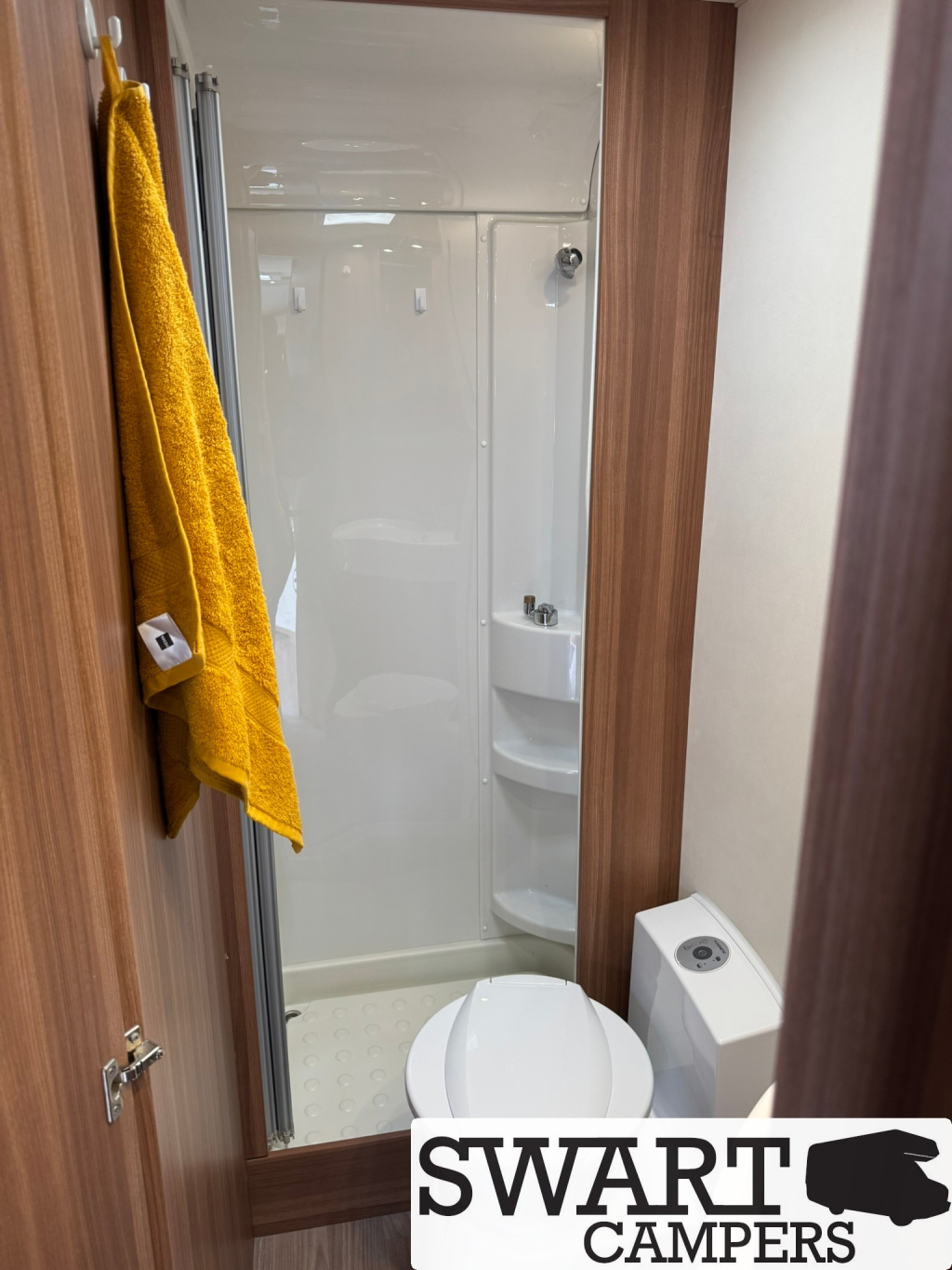 Weinsberg CaraLoft 650 MF, cama francesa 130 CV foto: 15