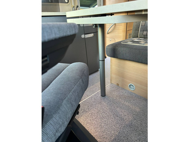 Knaus Van TI 550 MD Fiat Ducato 2.3 130 PK Half-integraal Camper Nieuwstaat foto: 20