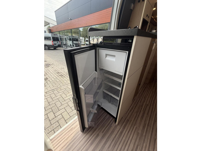 Malibu 640 LE Charming GT 9T-Automaat Enkele Bedden Zonnepaneel Omvormer Maxxfan foto: 17