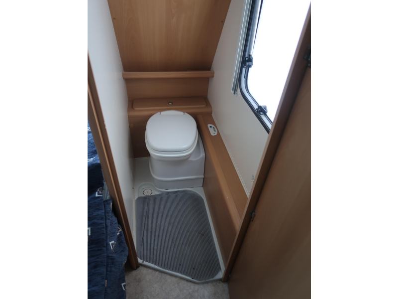 Kip Navigator 44 TDB MET MOVER EM VOORTENT  foto: 11