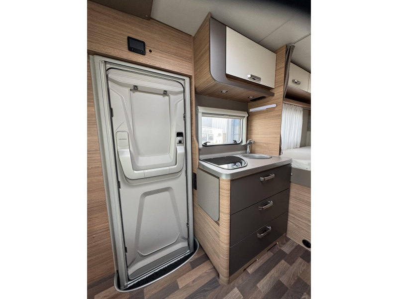 Weinsberg CaraLoft 600 MF photo: 10