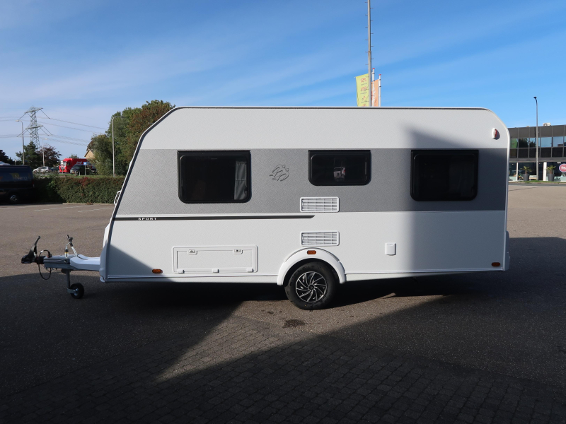 Knaus Sport 450 FU ROUND SEATING FRENCH BED!! photo: 18
