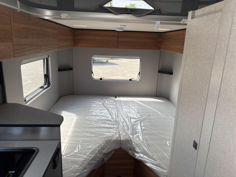 Eriba Feeling 442 Lulea Leaf Elegance Paket. Foto: 8