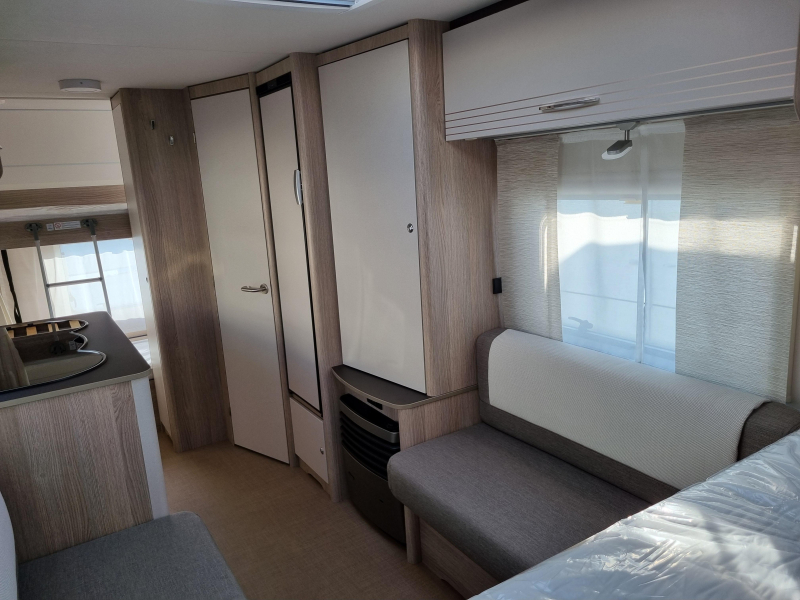 Bürstner Premio Life 490 TK - Gratis mover -  foto: 4