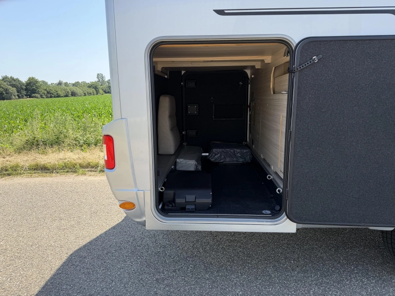 Adria Compact Supreme DL Face-to-Face, 160PK  foto: 26