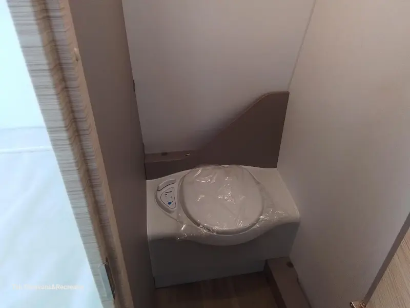 NEXT 380 Model 2026  foto: 9