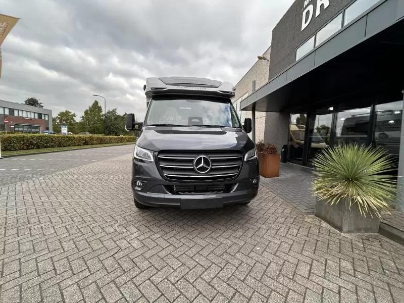 Adria Coral Supreme 650 SL Mercedes Foto: 1