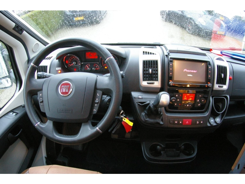 Bürstner Travel Van T 620 G Enkele bedden, Automaat  foto: 22