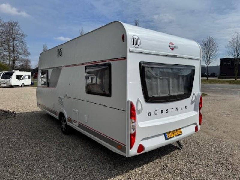 Bürstner Premio Plus 520 TL ruime gezins caravan  foto: 5