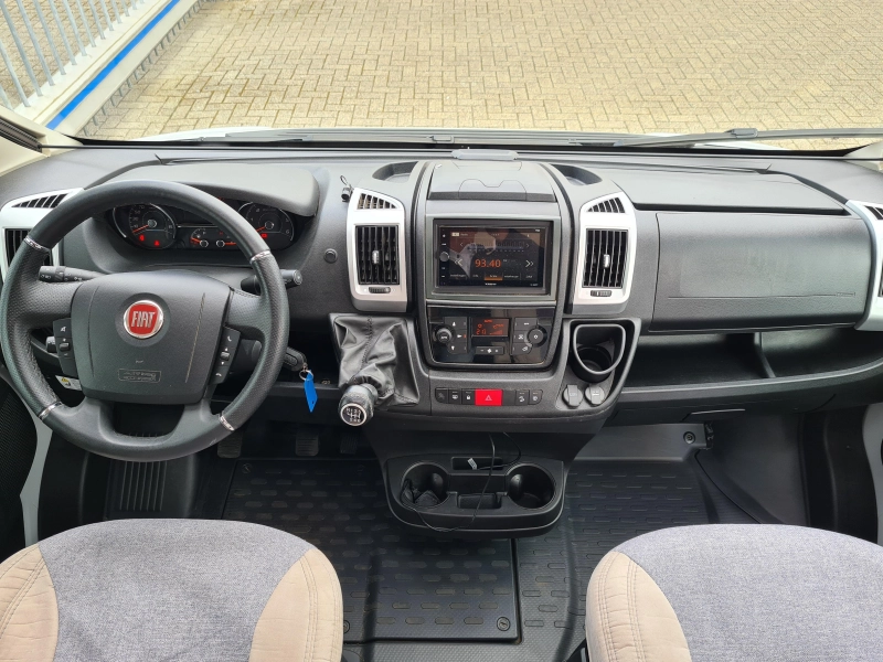 LMC Innovan 600 Skyroof - medio sept/okt  foto: 3