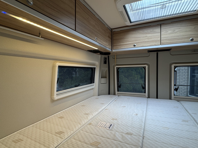 Hymer Yosemite 600 L&Auml;NGSBETTEN 160 PS Euro6 Fiat Ducato **Einzigartig/Dieselheizung/4 Sitzpl&auml;tze/2x Wohnraumbatterie/Markise/1. Besitzer/Nur Foto: 15