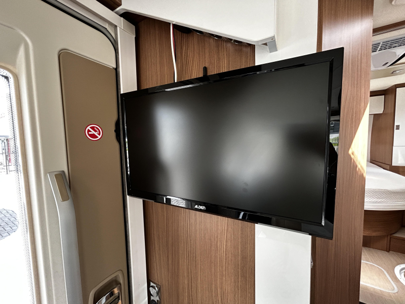 Bürstner Elegance 695 G Queensbed/Automaat/2016!  foto: 24