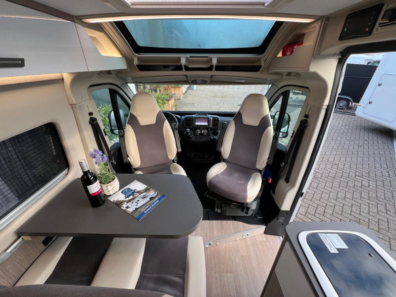 Chausson V697 VIP dakairco, busbiker,luifel  foto: 12